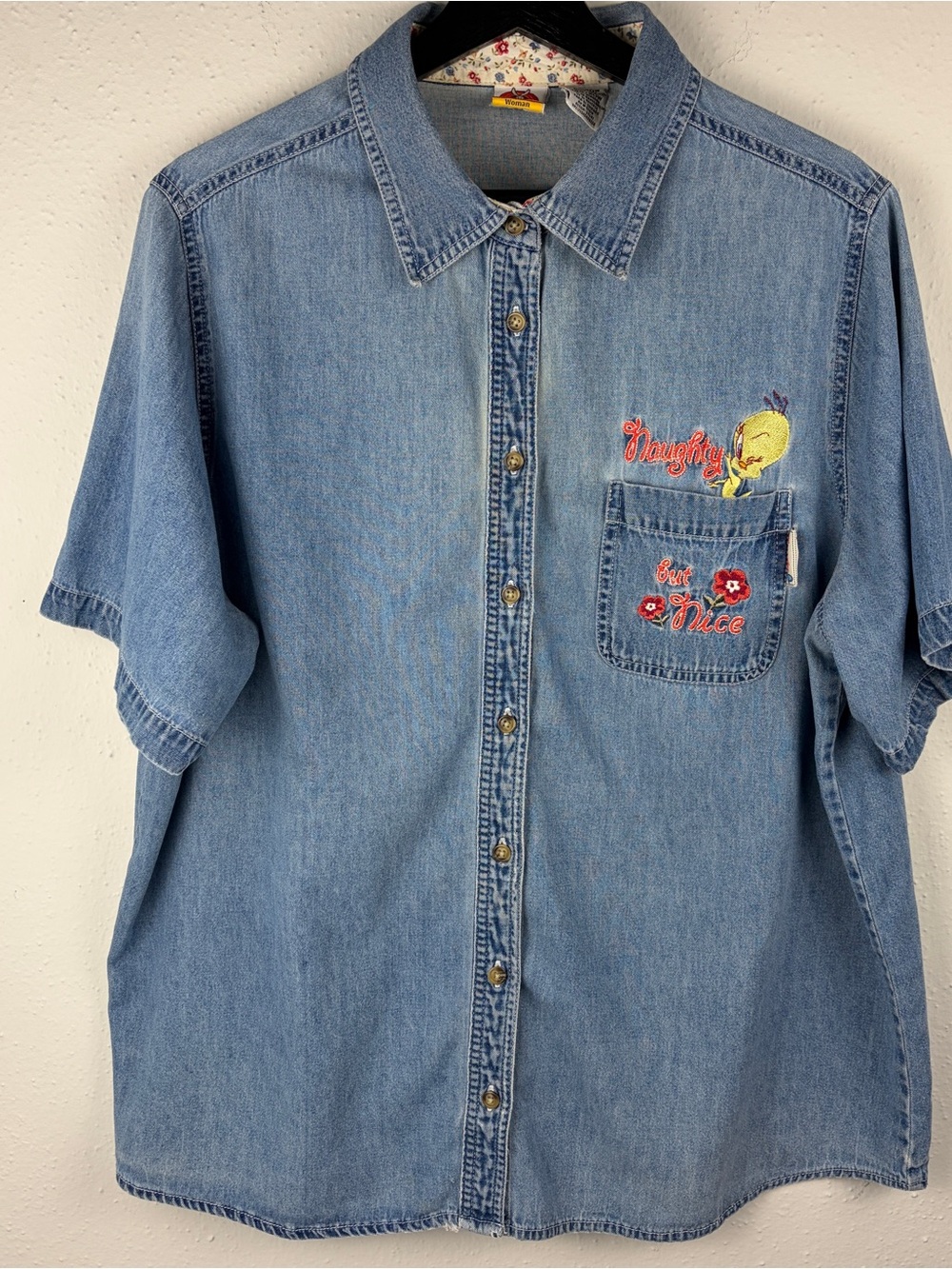 Vintage Women's Looney Tunes Tweety Bird Denim Shirt Size 2XL Embroidered 90s